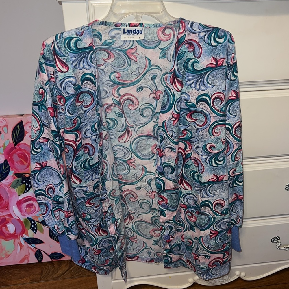 Scrub jacket! - Picture 2 of 6